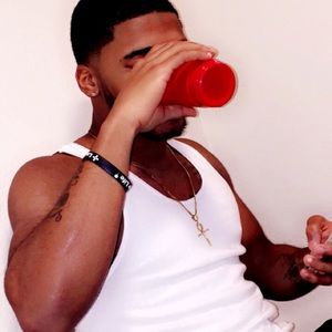 Meet your Posher, Ray